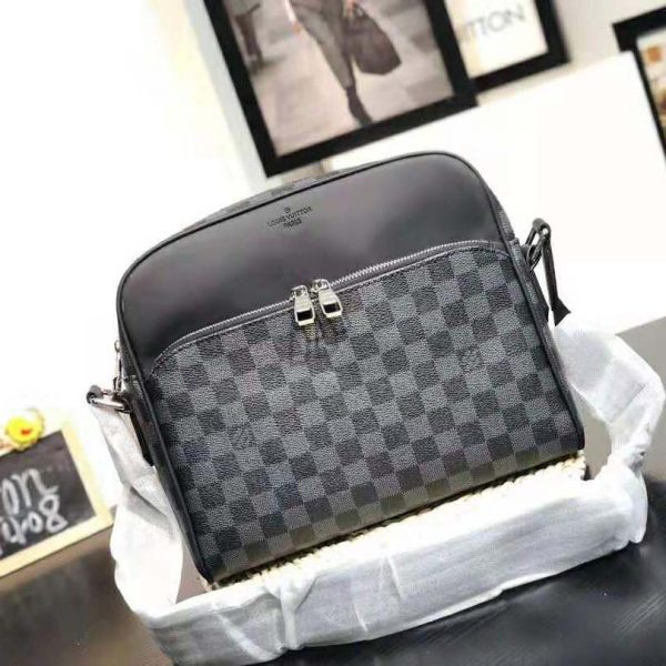 Louis Vuitton LV Men Dayton Reporter PM in Monogram Canvas-Grey (1)