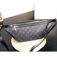 Louis Vuitton LV Men Discovery Bumbag in Monogram Eclipse Canvas-Grey (1)