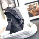 Louis Vuitton LV Men Messenger PM Voyager in Monogram Eclipse Canvas-Grey - Bild 6