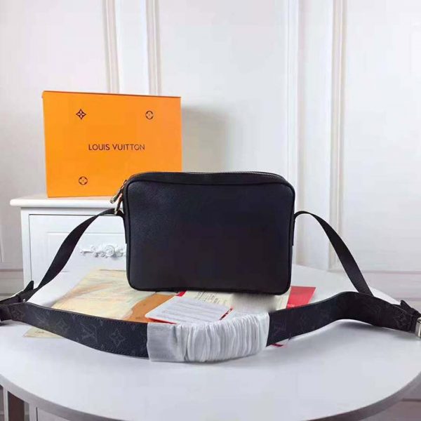 Louis Vuitton LV Men Outdoor Messenger Bag in Taïga Leather with Monogram Canvas-Black (5)