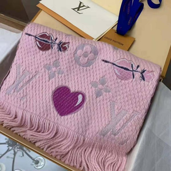 Louis Vuitton LV Women Logomania A La Folie Scarf with Silk Wool-Pink (3)