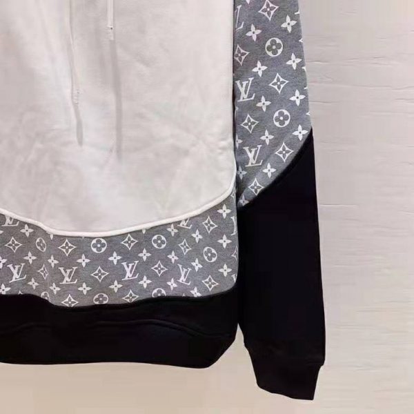 Louis Vuitton LV Women Monogram Circle Cut Hoodie in 100% Cotton-Grey (7)