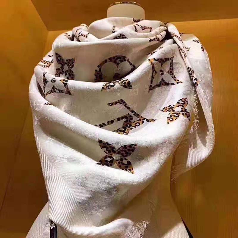 Louis Vuitton LV Silk Monogram Giant Jungle Bandeau Ivory Scarf