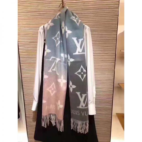 Louis Vuitton LV Women Reykjavik Gradient Cashmere Scarf with Iconic Monogram-Blue (4)