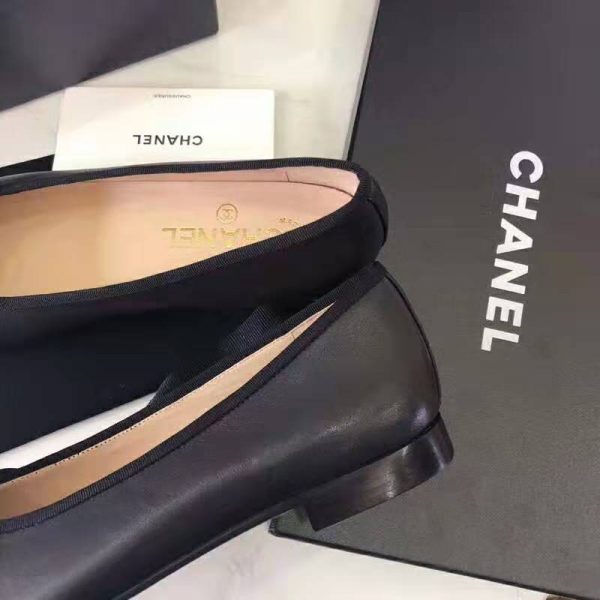 Chanel Women Ballerinas in Lambskin & Patent Calfskin-Black (8)