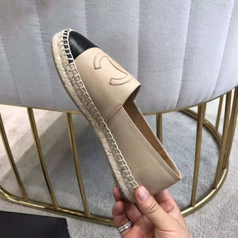 Chanel Women Espadrilles in Lambskin LeatherBeige LULUX