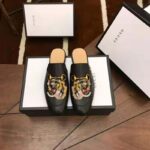 Gucci Men Princetown Embroidered Leather Slipper with Tiger Appliqué 1.27cm Heel-Black - Image 4