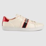 Sneaker Ace unisex Gucci con striscia Gucci in pelle bianca e suola in gomma