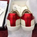 Gucci Unisex Ace Sneaker with Gucci Stripe in White Leather Rubber Sole - immagine 4