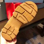 Gucci Unisex Flashtrek Sneaker in Gold Metallic Leather 5.6 cm Heel - Imagen 8