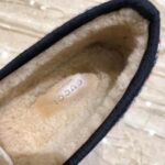 Gucci Unisex GG Check Tweed Loafer in Blue White and Red Check Tweed - immagine 13