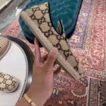 Gucci Unisex GG Wool Loafer in Beige and Ebony GG Wool - immagine 10