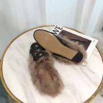 Gucci Unisex Princetown Embroidered Leather Slipper with Bees and Stars in Lamb Wool-Black - Imagen 8