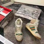 Gucci Unisex Screener GG High-Top Sneaker in Beige Original GG Canvas and Leather - immagine 6