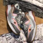 Gucci Unisex Ultrapace Sneaker with Embroidered Gucci and Interlocking G in Metallic Leather-Grey – Bild 4