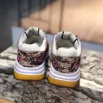 Gucci Unisex Ultrapace Sneaker with Embroidered Gucci and Interlocking G in Metallic Leather-Pink - immagine 7