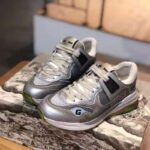 Gucci Unisex Ultrapace Sneaker with Embroidered Gucci and Interlocking G in Metallic Leather-Silver – Bild 3