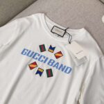 Gucci Women Gucci Band Oversize Print T-Shirt in White Cotton Jersey - immagine 4