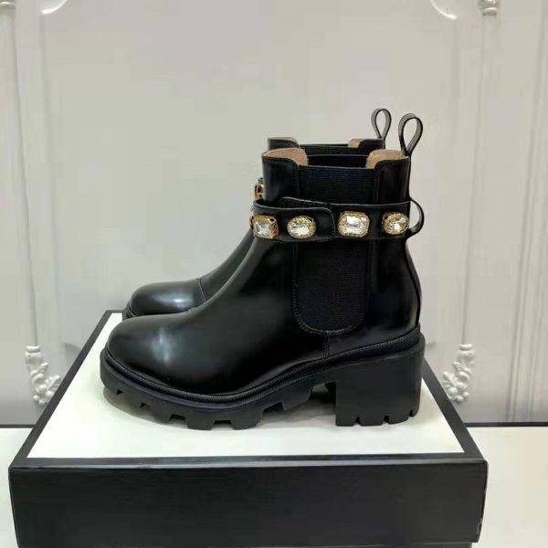 Gucci Women Gucci Leather Ankle Boot with Belt in Black Leather 6 cm Heel (5)