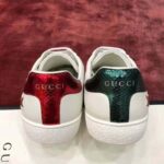 Gucci Women's Ace Embroidered Sneaker in White Leather with Inlaid Multicolor Stars - Imagen 6