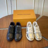 Louis Vuitton LV Men LV Trainer Sneaker-Exclusively Online in Alligator-Embossed Calf Leather-Black (1)