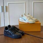 Louis Vuitton LV Men LV Trainer Sneaker-Exclusively Online in Alligator-Embossed Calf Leather-Black - Imagen 8