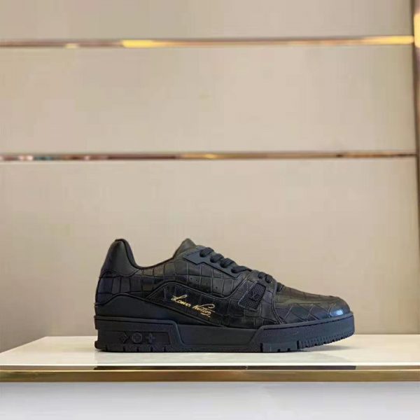 Louis LV Men LV Trainer Sneaker-Exclusively Online Alligator-Embossed Calf Leather-Black - LULUX