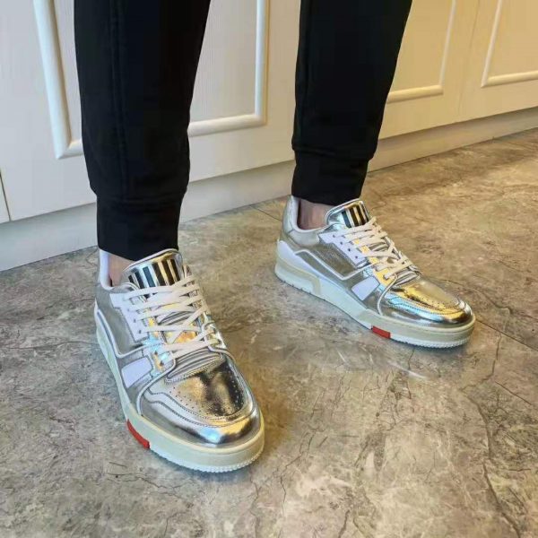 louis vuitton silver sneakers, Off 78%