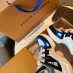 Louis Vuitton LV Unisex LV Archlight Sneaker in Calf Leather and Technical Fabric-Blue - Image 10