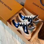Louis Vuitton LV Unisex LV Archlight Sneaker in Calf Leather and Technical Fabric-Blue - Image 7