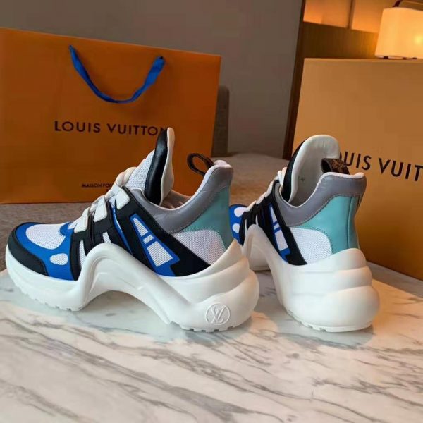 Louis Vuitton LV Unisex LV Archlight Sneaker in Calf Leather and Technical Fabric-Blue (8)