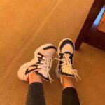 Louis Vuitton LV Unisex LV Archlight Sneaker in Calf Leather and Technical Fabric-Pink - Imagen 14