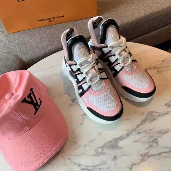 Louis Vuitton LV Unisex LV Archlight Sneaker in Calf Leather and Technical Fabric-Pink (5)