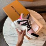 Louis Vuitton LV Unisex LV Archlight Sneaker in Calf Leather and Technical Fabric-Pink - Imagen 11