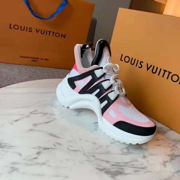 Louis Vuitton LV Unisex LV Archlight Sneaker in Calf Leather and Technical Fabric-Pink (7)