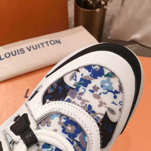 Louis Vuitton LV Unisex LV Archlight Sneaker in Flower-Print Calf Leather-Blue (2)