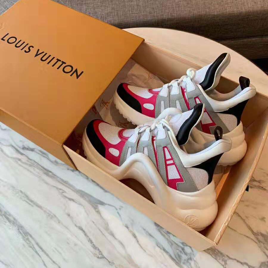 LOUIS VUITTON, Archlight, sneakers, size 39. Vintage Clothing & Accessories  - Auctionet