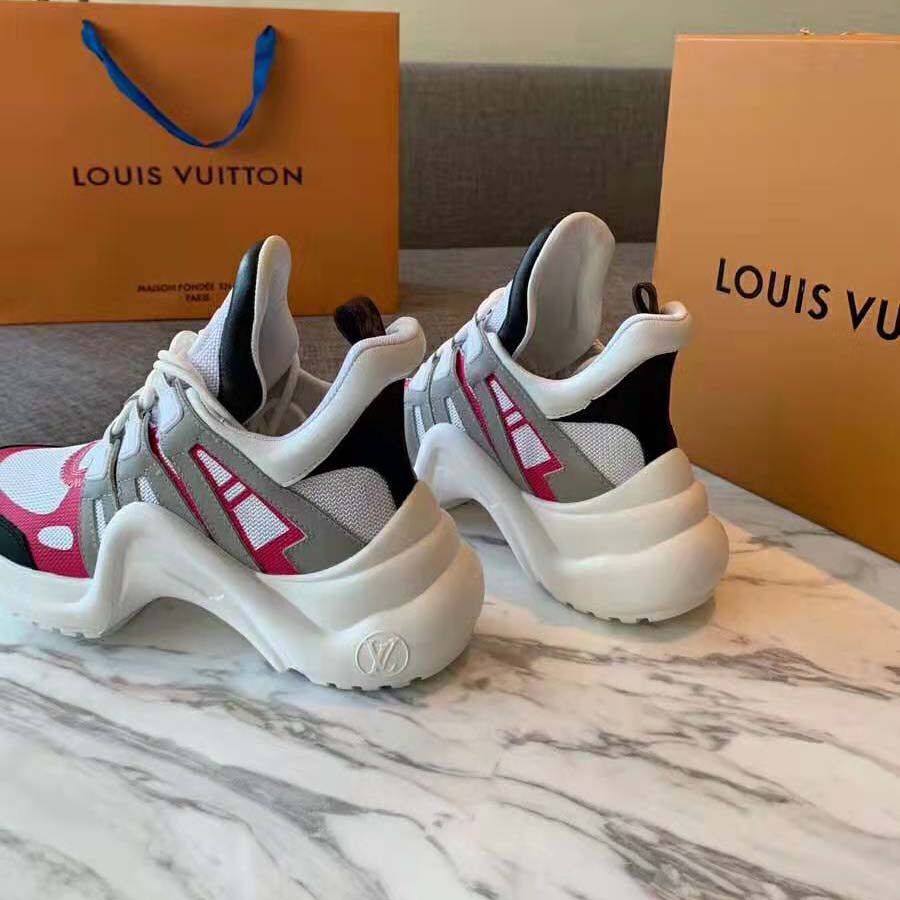 LOUIS VUITTON UNVEILS ITS NEW DIGITAL CAMPAIGN DEDICATED TO THE LV  ARCHLIGHT SNEAKER COLLECTION - Numéro Netherlands