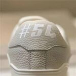 Louis Vuitton LV Unisex LV Trainer Sneaker in Grained Calf Leather-White – Bild 6