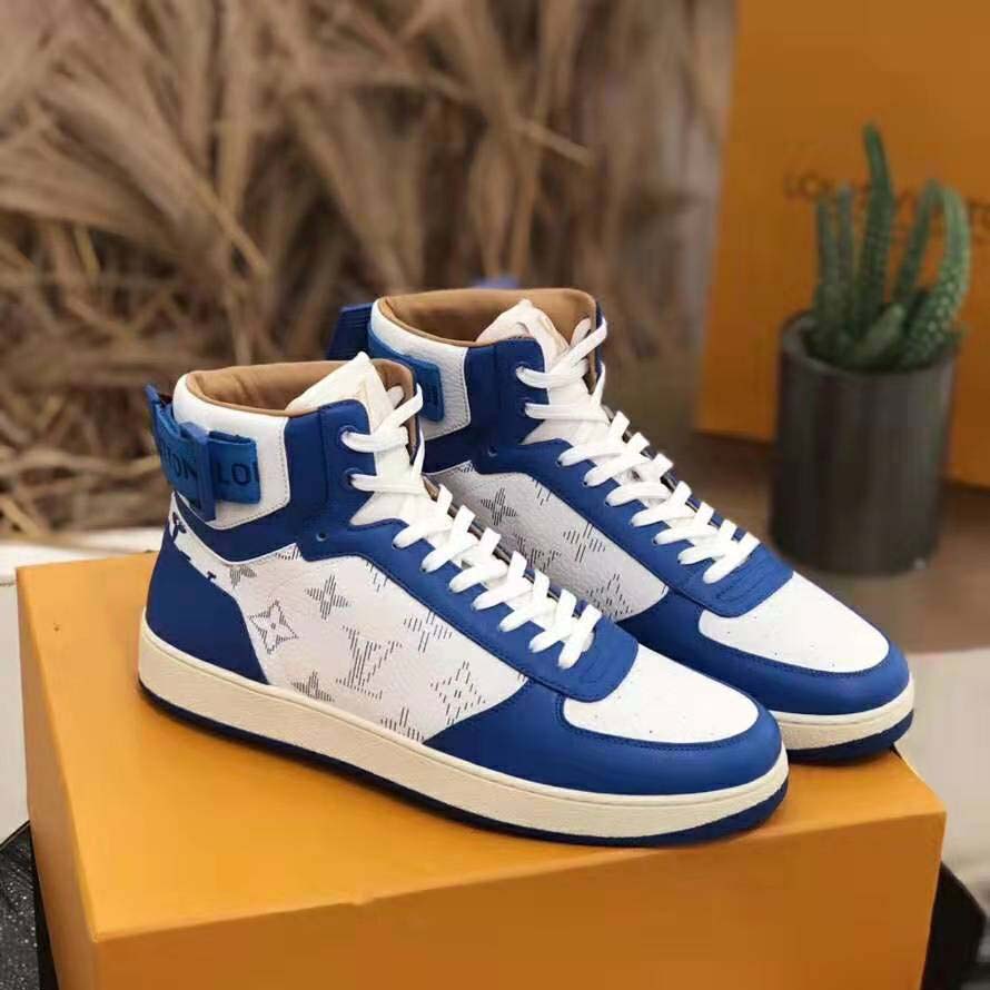 Louis Vuitton, High top trainers in blue Leather ref.1003522 - Joli Closet