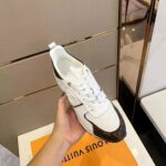 Louis Vuitton LV Unisex Run Away Sneaker in Supple Calf Leather-White - immagine 5