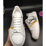 Louis Vuitton LV Unisex Time Out Sneaker in Calf Leather and Monogram Flowers-Grey - Imagen 6