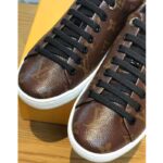 Louis Vuitton LV Women Frontrow Sneaker in Patent Monogram Canvas-Brown - Imagen 8