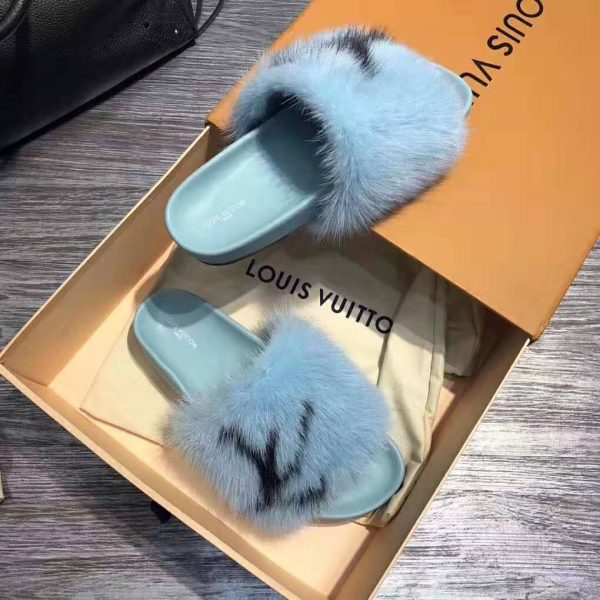 Louis Vuitton LV Women Furry Sandals in Mink Hair Leather-Blue (5)