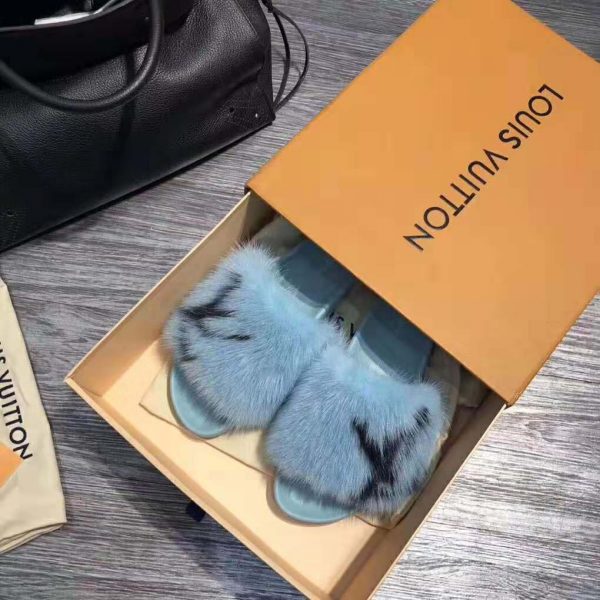 Louis Vuitton LV Women Furry Sandals in Mink Hair Leather-Blue (8)