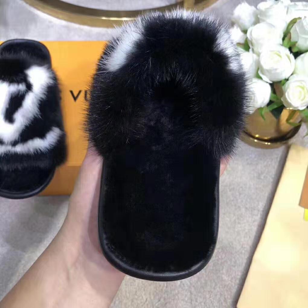 Pre-Loved Louis Vuitton Women's Mink Fur LV Homey Flat Mules