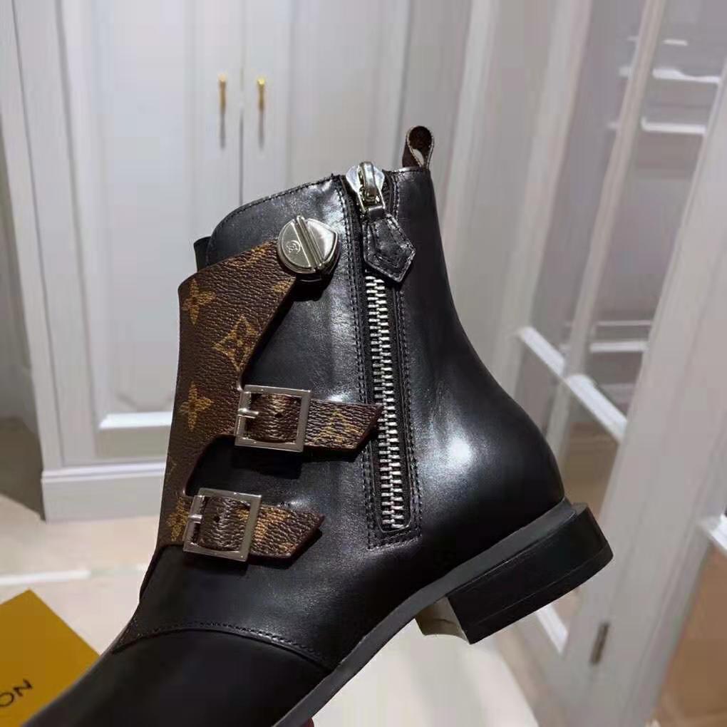 Louis Vuitton Vuitton Ankle Boots Black Leather ref.255099 - Joli Closet