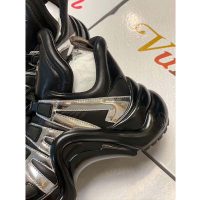 Louis Vuitton LV Women LV Archlight Sneaker in Leather and Technical Fabrics-Black (1)