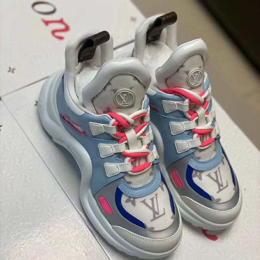 $1,230 LOUIS VUITTON WOMEN'S ARCHLIGHT SNEAKERS LIGHT BLUE SIZE 36  AUTHENTIC 😍