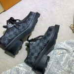 Louis Vuitton LV Women LV Beaubourg Platform Derby in Damier Graphite Canvas-Grey - Image 2